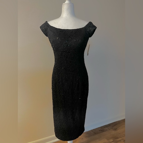 Alex Evenings Dresses & Skirts - ALEX EVENINGS Sz10, midi length,slightly off the shoulder elegant dress